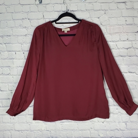 LONG-SLEEVED Merlot V-Neck Ruched Shoulders in Size Small from Anthropol… - Picture 7 of 7